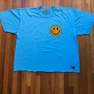 Aviator Nation Smiley Never Stop Chasing Rainbows  Boyfriend Tee Sky Blue L